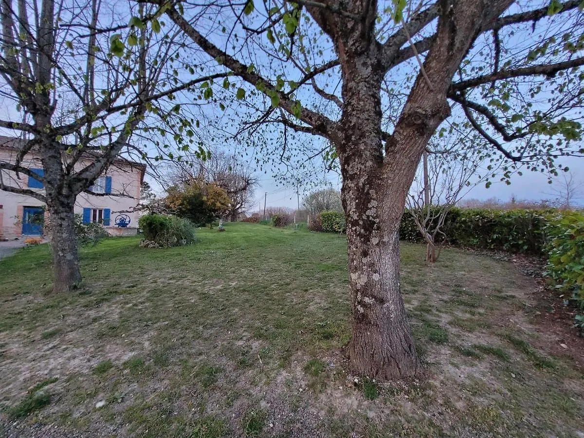 Bed & Breakfast Relais De La Poste Ch Rose Bed and Breakfast Monclar-de-Quercy